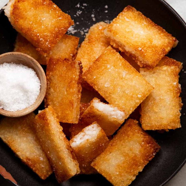 Crispy rice cakes on a plate