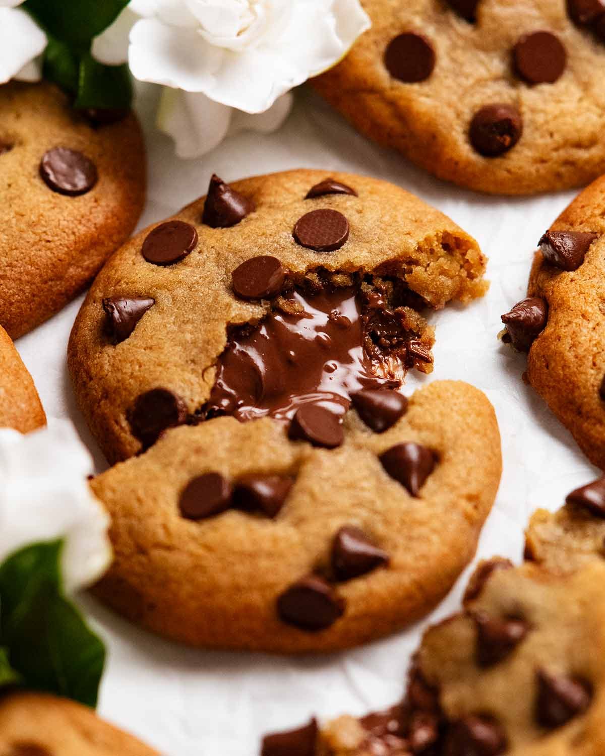 Nutella Stuffed Cookies