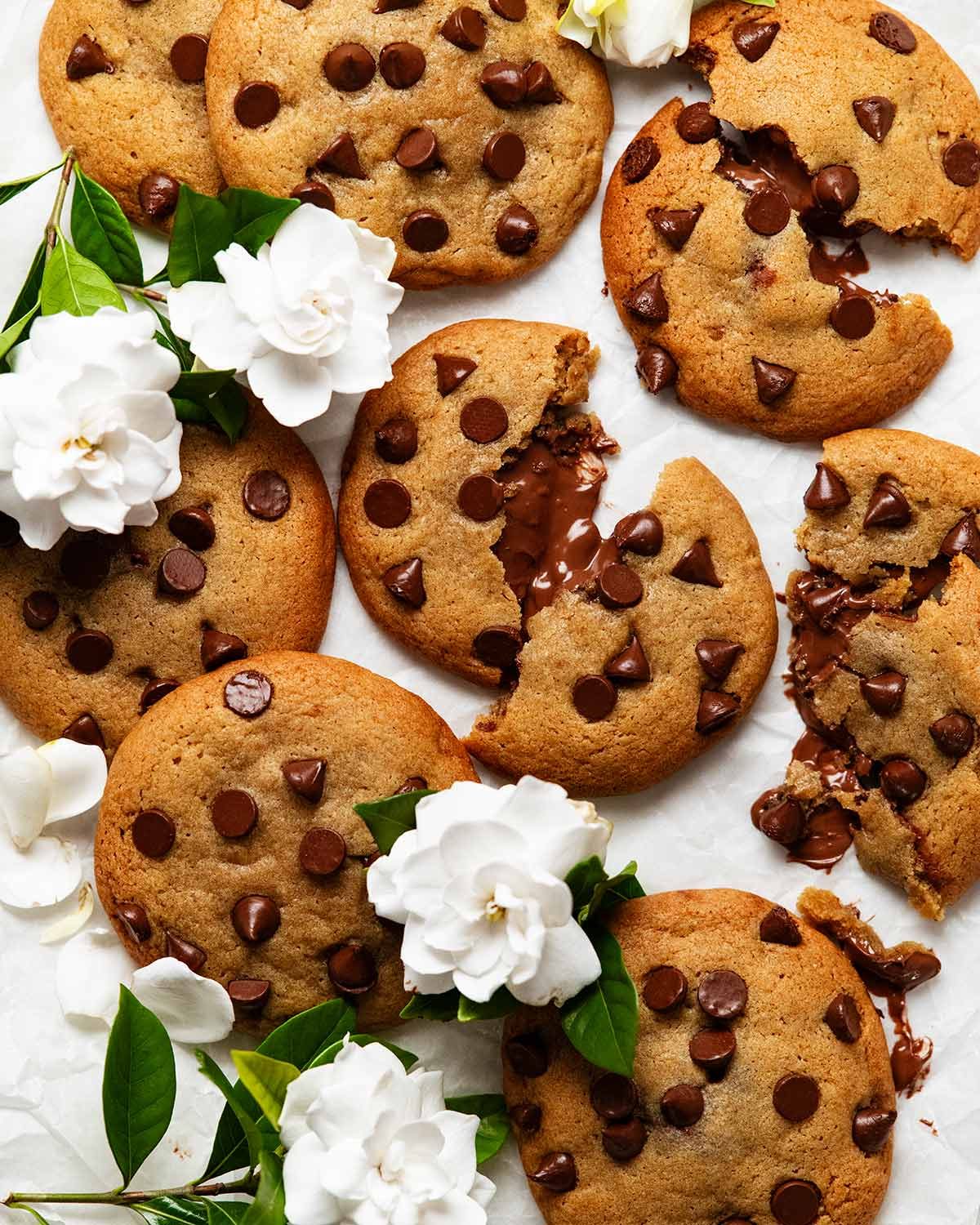 Nutella Stuffed Cookies